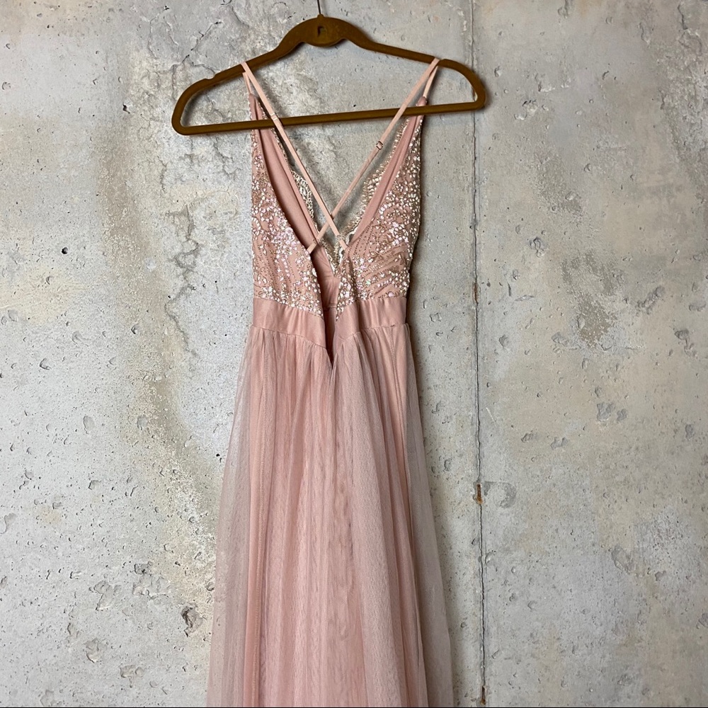 Luxxel blush pink v neck glitter tulle maxi dress - Picture 8 of 9